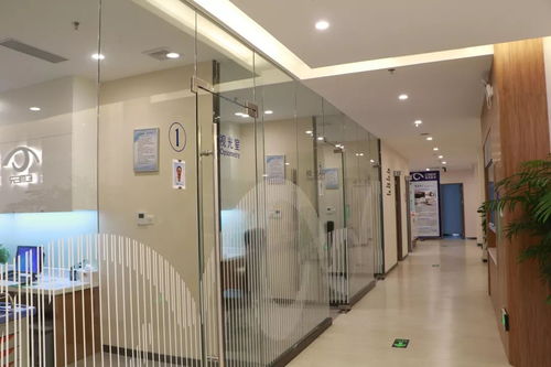 走进深圳新安希玛林顺潮眼科门诊部,地铁5号线灵芝站直达